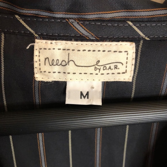 Neesh by DAR Black Stripe Blouse Button Up Shirt Medium - Picture 5 of 6